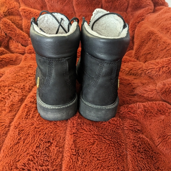 Timberland size 6 youth - Picture 6 of 6